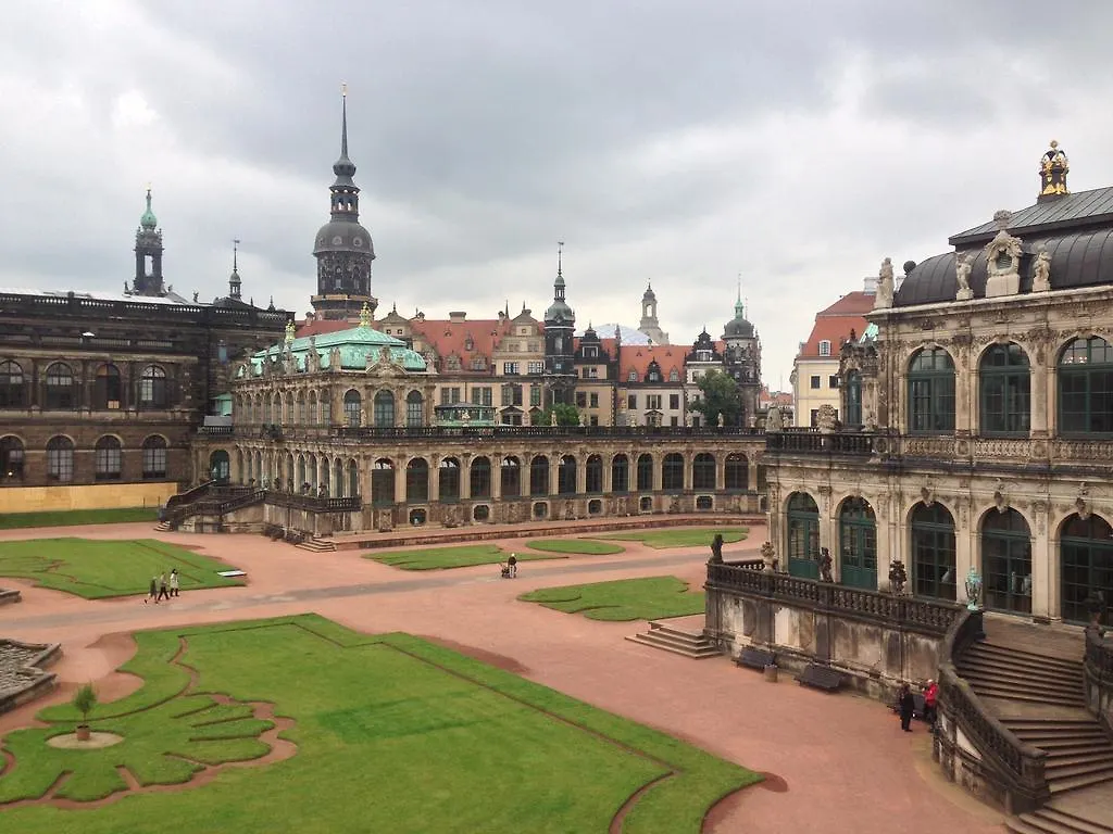 Fewo Am Zwinger Apartment Dresden